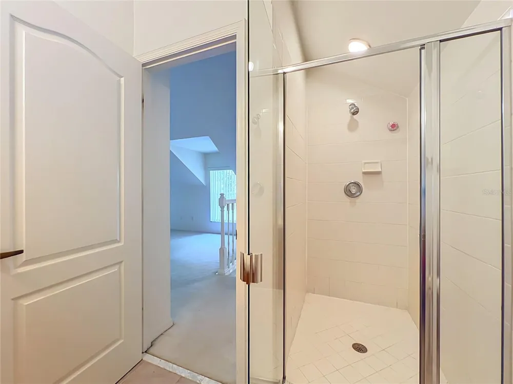 635 LONG LAKE DRIVE Oviedo, FL 32765