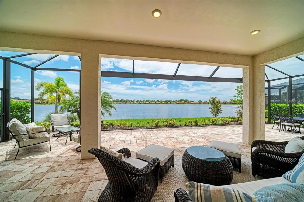 289 VILLORESI BOULEVARD Nokomis, FL 34275