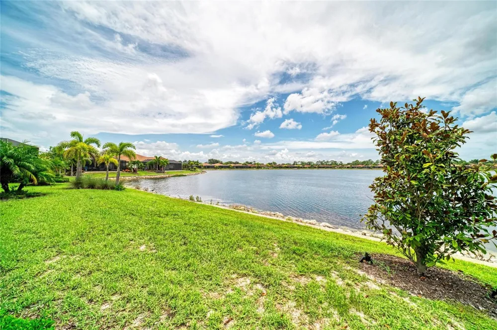 289 VILLORESI BOULEVARD Nokomis, FL 34275