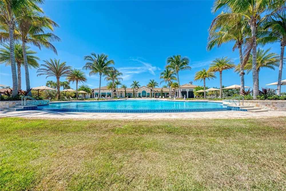 289 VILLORESI BOULEVARD Nokomis, FL 34275