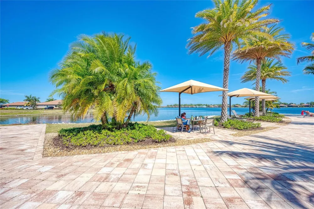 289 VILLORESI BOULEVARD Nokomis, FL 34275