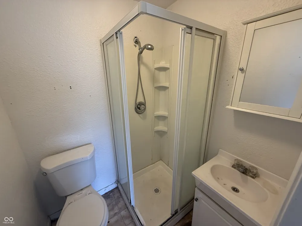 2705 S H STREET Elwood, IN 46036