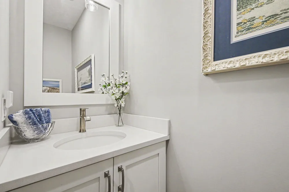 2153 Perennial Drive Hudsonville, MI 49426