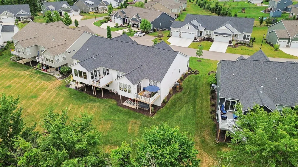 2153 Perennial Drive Hudsonville, MI 49426