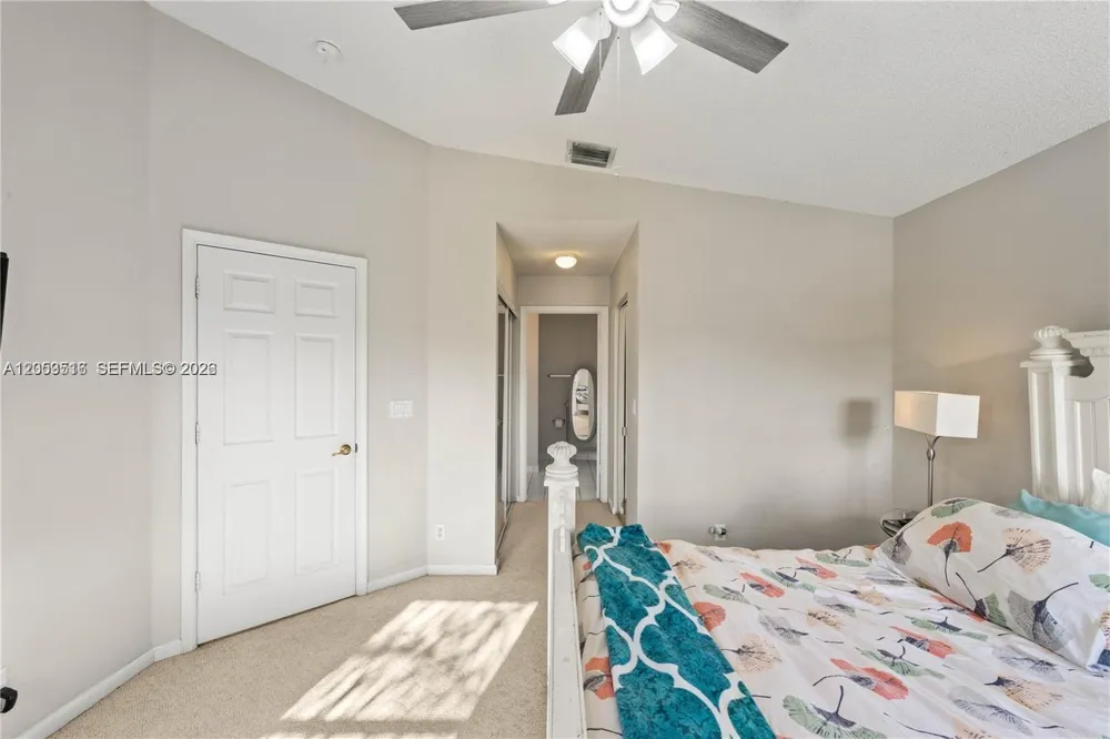 112 Caribe Ct Green Acres, FL 33413