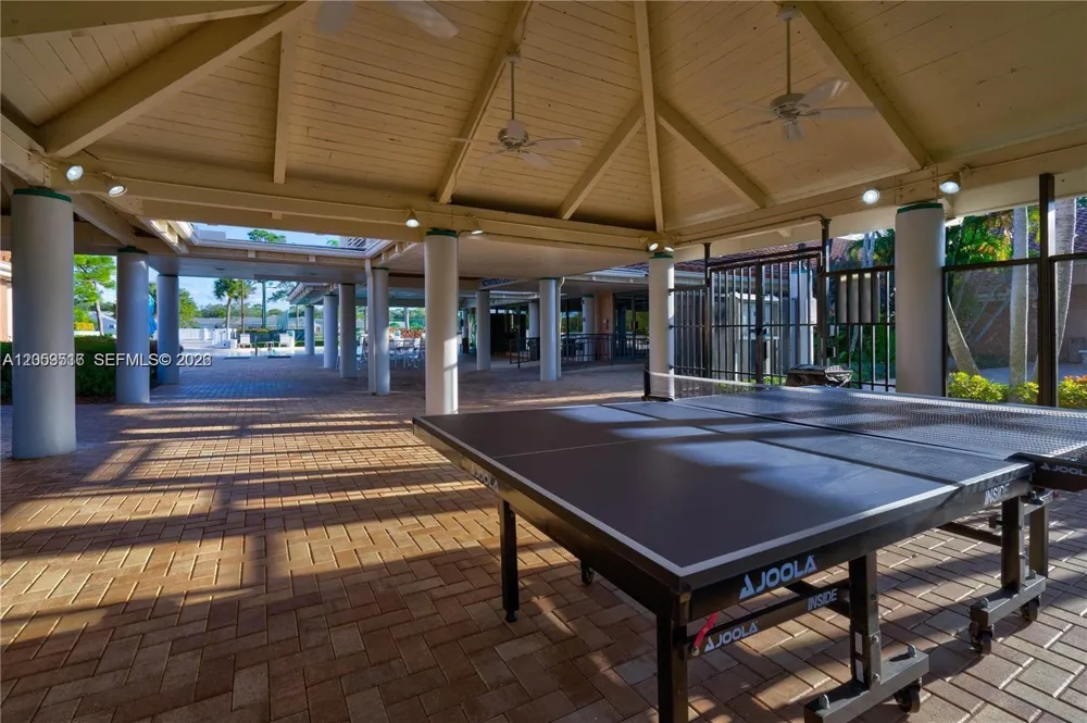 112 Caribe Ct Green Acres, FL 33413