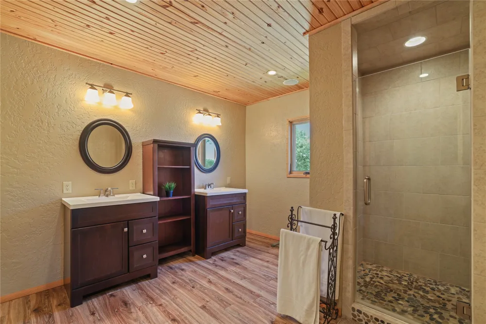 14208 Bois D Arc Road Kingston, OK 73439