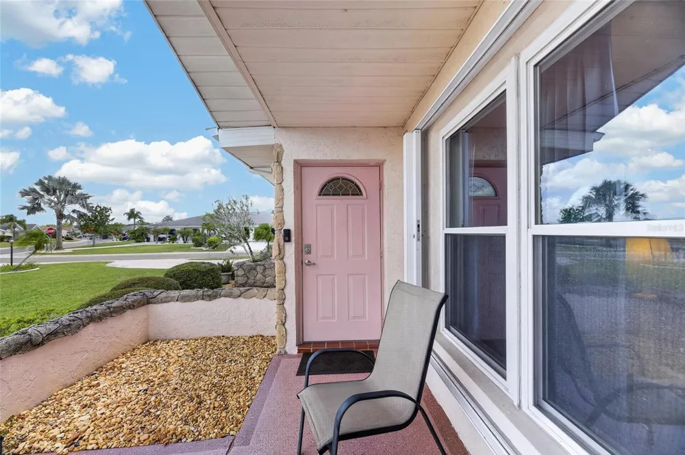 907 BLUEWATER DRIVE Sun City Center, FL 33573