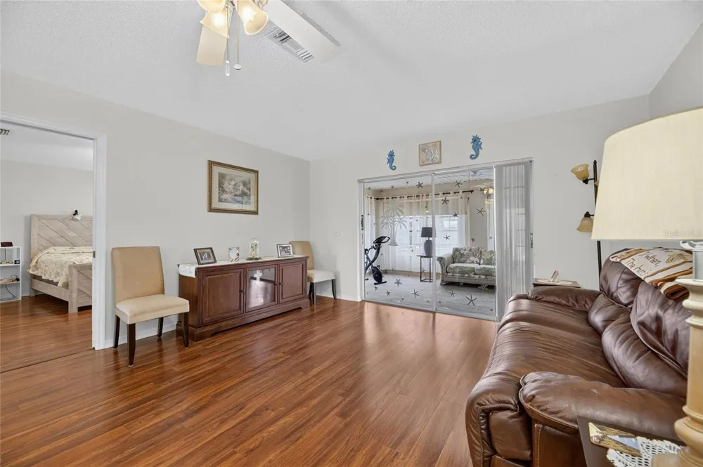 907 BLUEWATER DRIVE Sun City Center, FL 33573