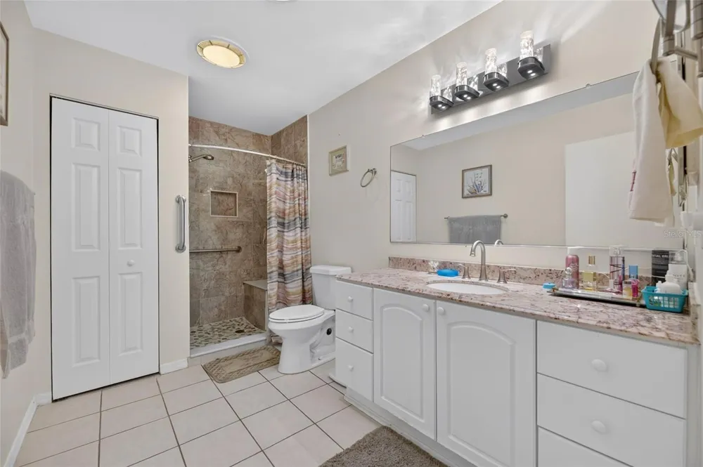 907 BLUEWATER DRIVE Sun City Center, FL 33573