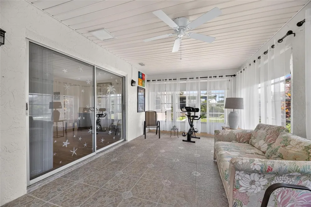 907 BLUEWATER DRIVE Sun City Center, FL 33573