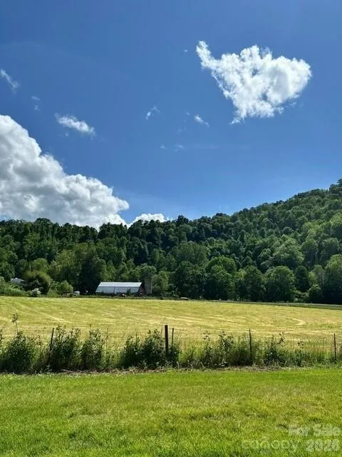 31 Clear Creek Lane Waynesville, NC 28785