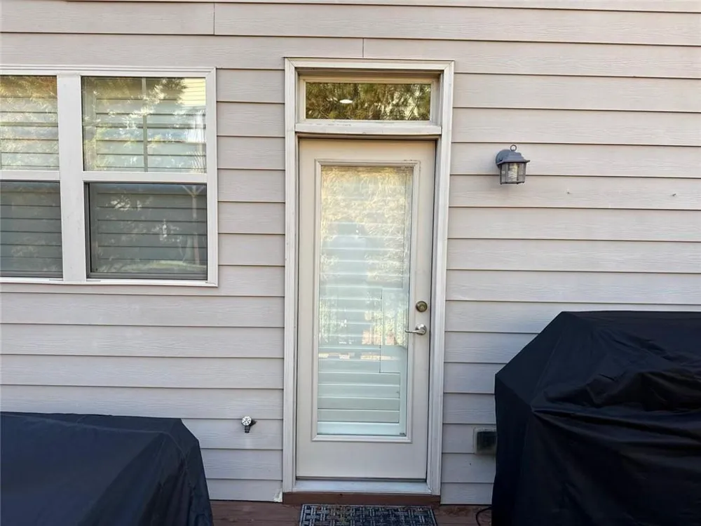 2141 COVENTRY DRIVE Brookhaven, GA 30319