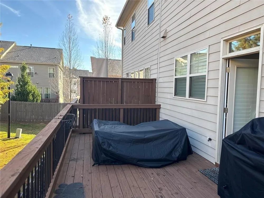 2141 COVENTRY DRIVE Brookhaven, GA 30319
