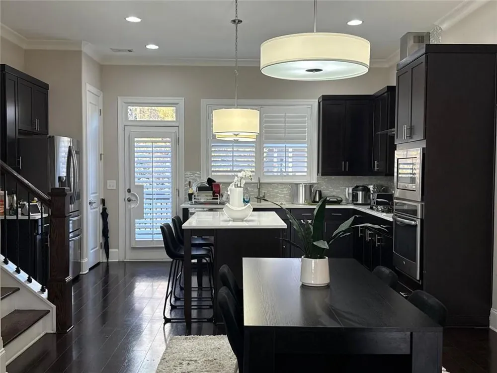 2141 COVENTRY DRIVE Brookhaven, GA 30319