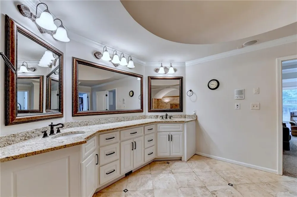 1349 Woodtrace Lane Auburn, GA 30011