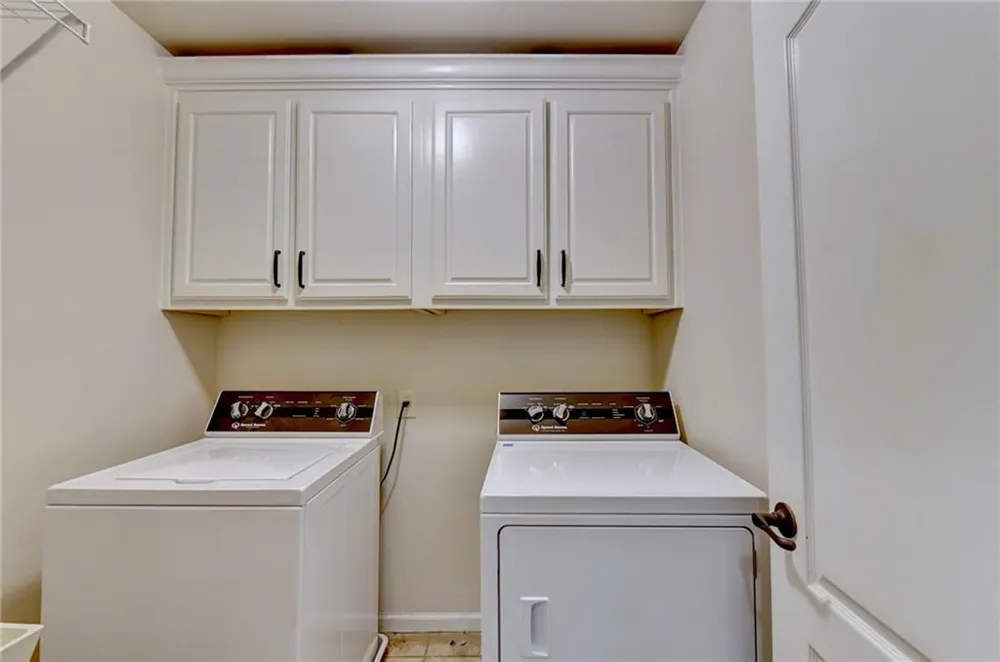 1349 Woodtrace Lane Auburn, GA 30011