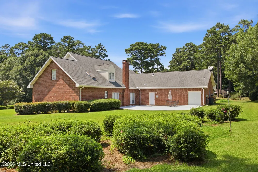 1071 Brandon Drive Mccomb, MS 39648