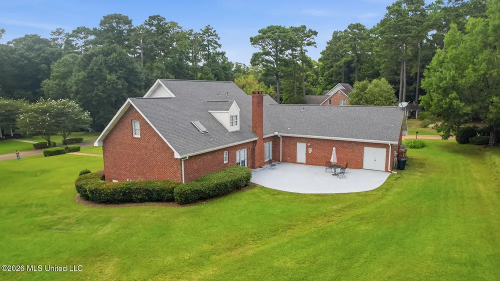 1071 Brandon Drive Mccomb, MS 39648