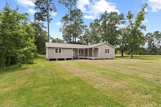 10848 Sandy Lane Beaumont, TX 77705