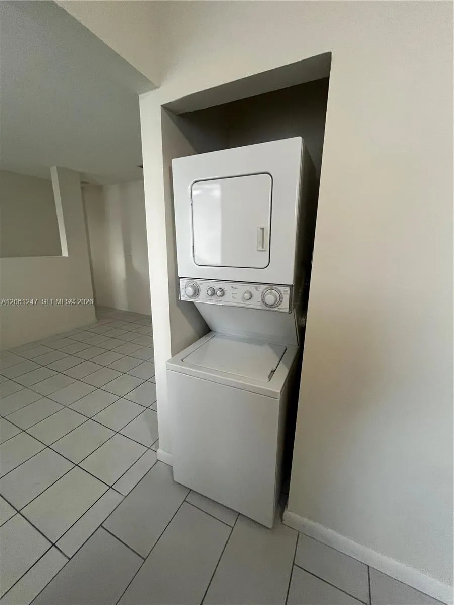 126 SW 21st Ave #3 Miami, FL 33135