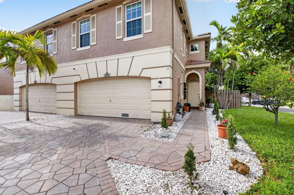 3616 Asperwood Circle Coconut Creek, FL 33073