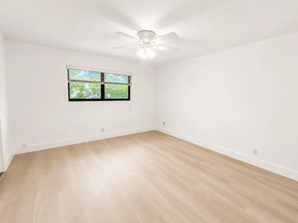 2201 NE 36th Street #208 Lighthouse Point, FL 33064