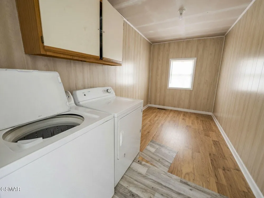 2105 Walnut Street White Pine, TN 37890