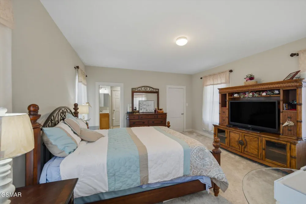 260 Highway 113 White Pine, TN 37890