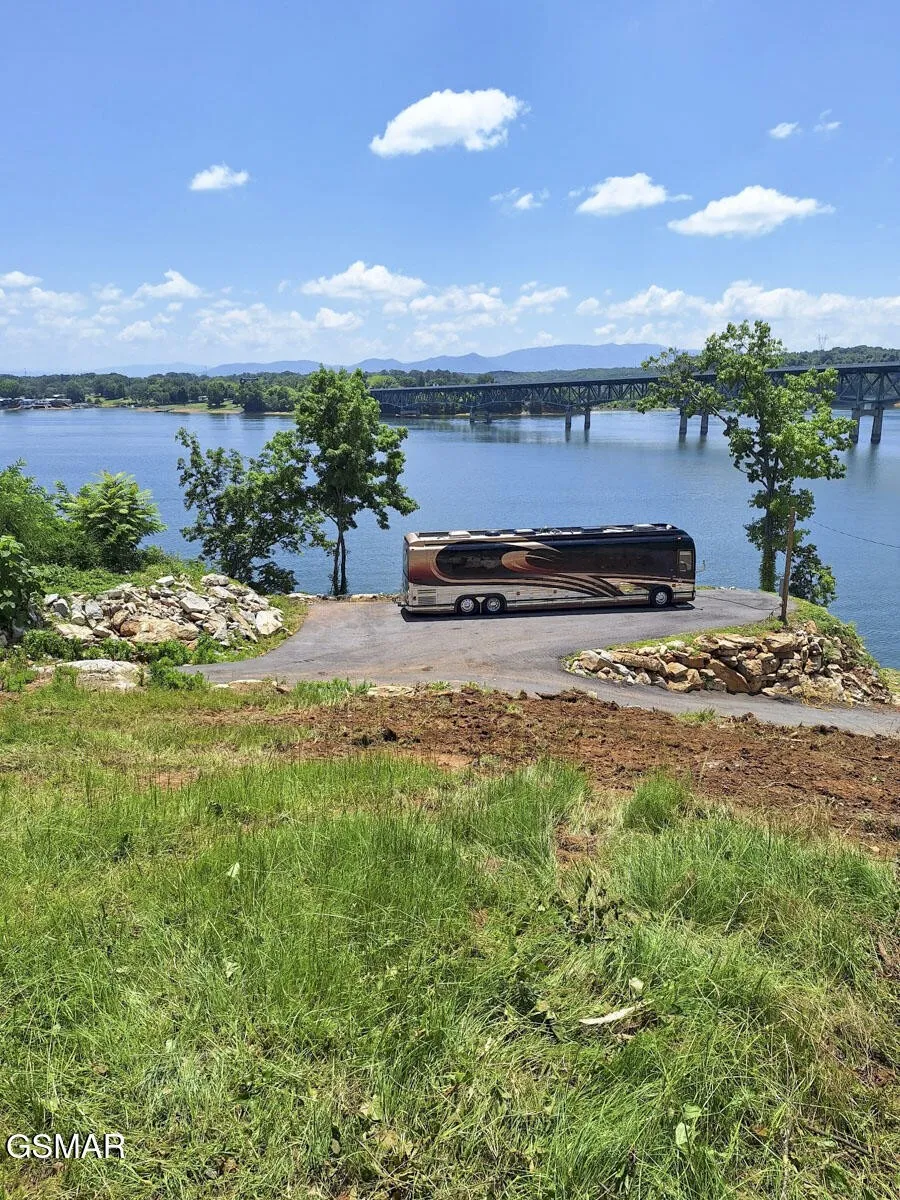 260 Highway 113 White Pine, TN 37890