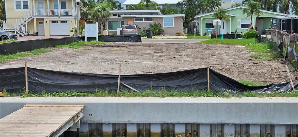 623 180TH AVENUE E Redington Shores, FL 33708