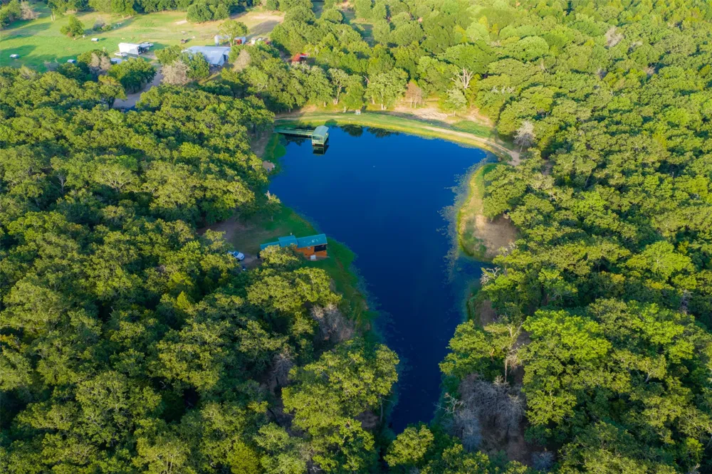 10100 County Road 4028 Kemp, TX 75143