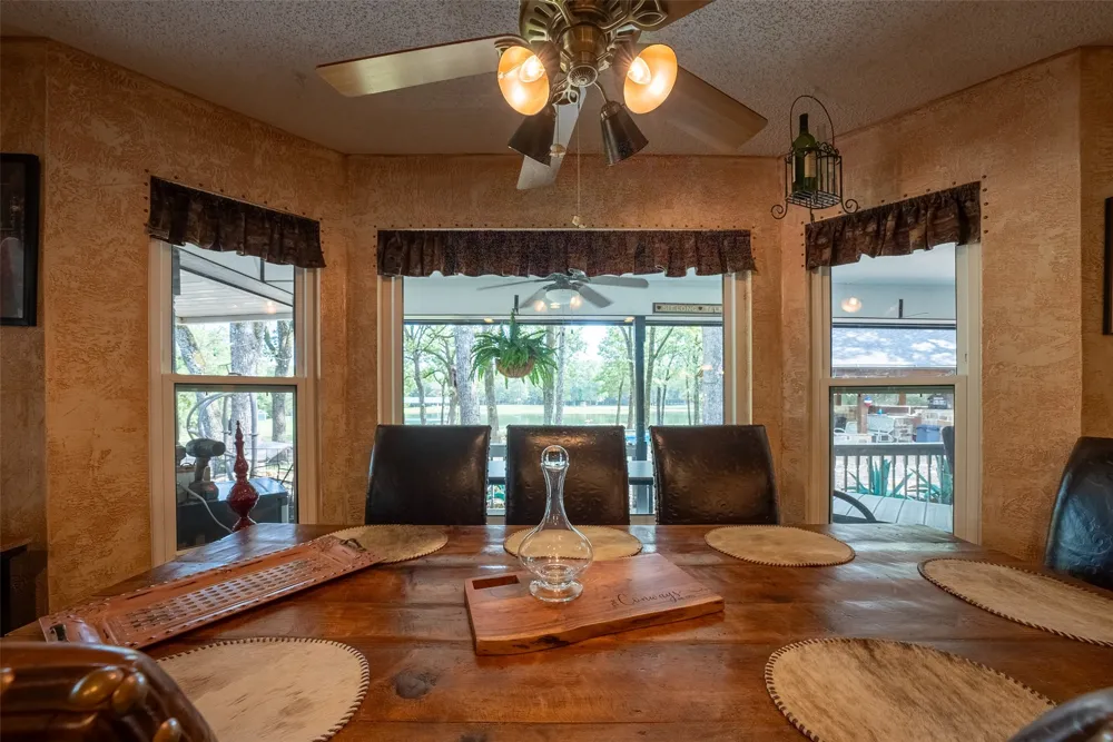 10100 County Road 4028 Kemp, TX 75143