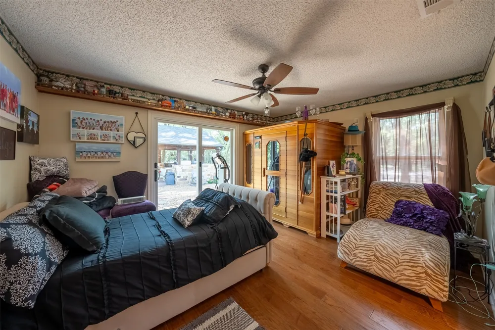 10100 County Road 4028 Kemp, TX 75143