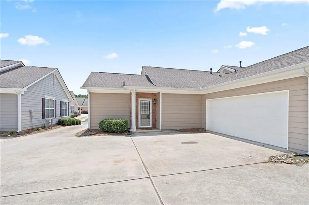 774 Camry Circle Dallas, GA 30157