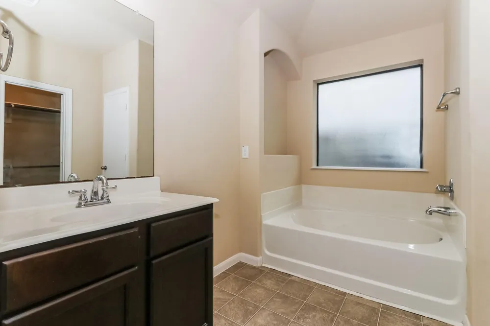 429 De Coster Boulevard Alvin, TX 77511