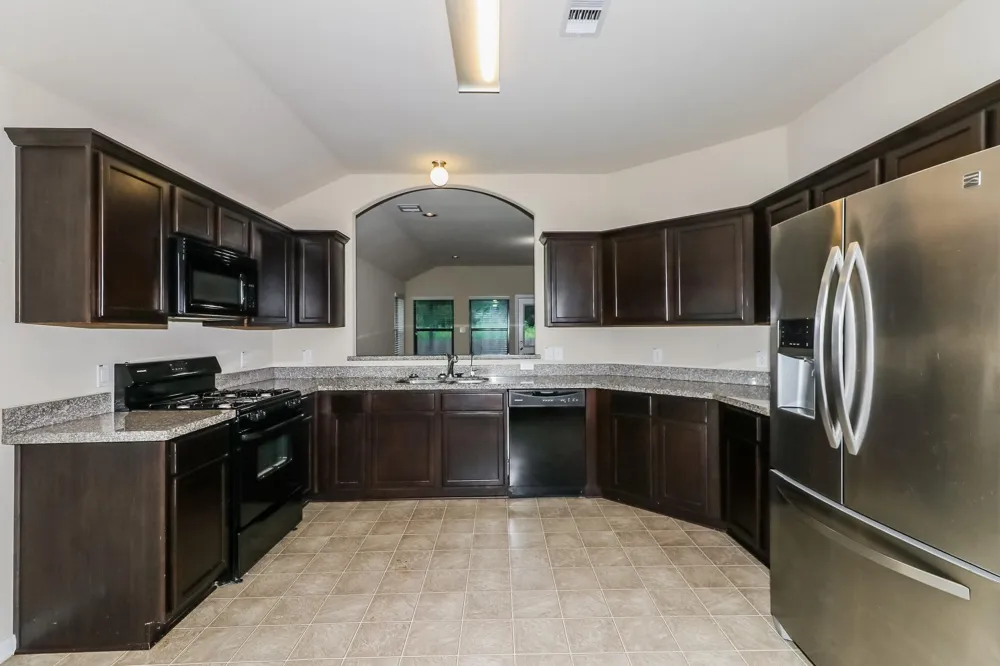 429 De Coster Boulevard Alvin, TX 77511