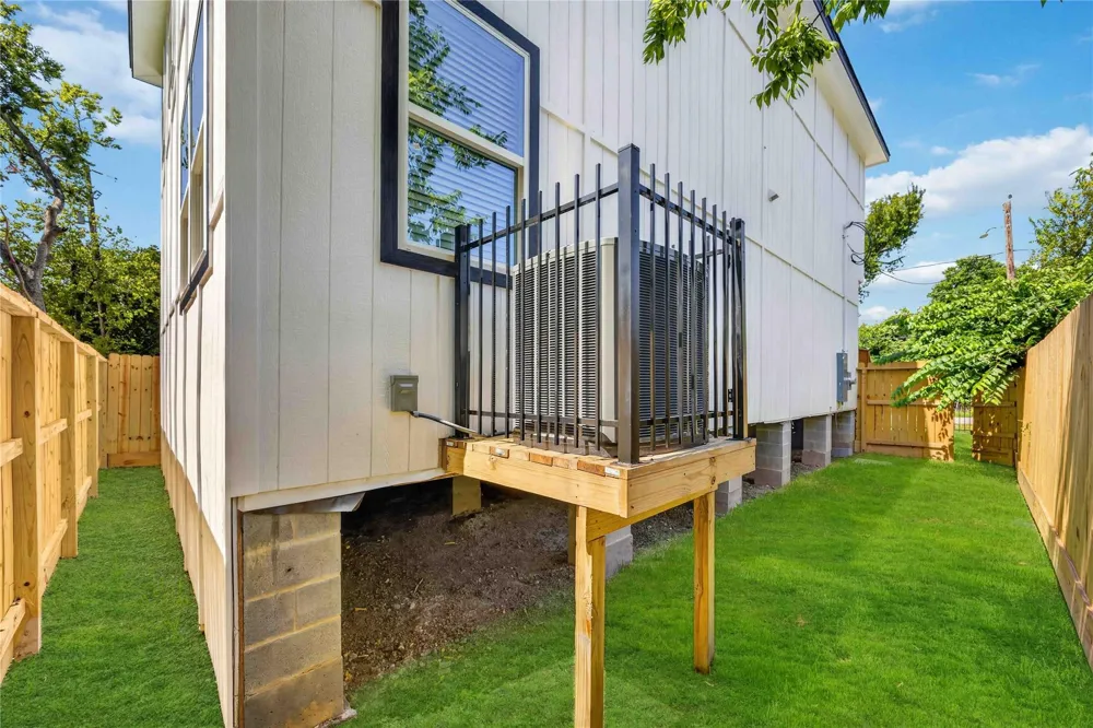 3806 Sayers Street Houston, TX 77026