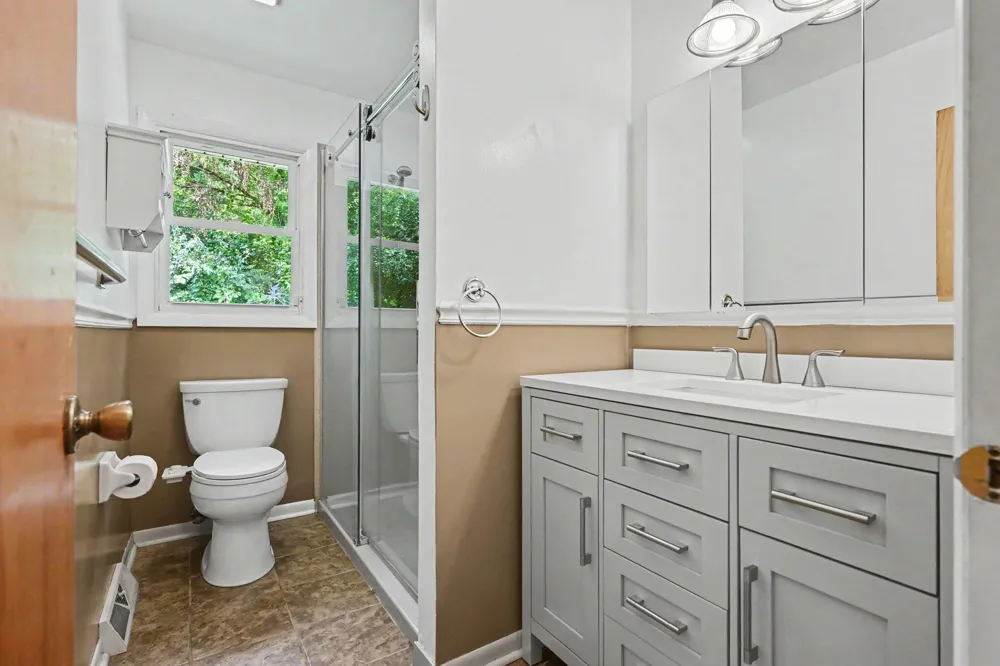 209 Cherry Hill Street Kalamazoo, MI 49006