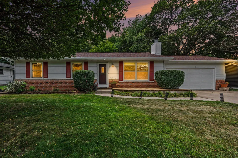 209 Cherry Hill Street Kalamazoo, MI 49006