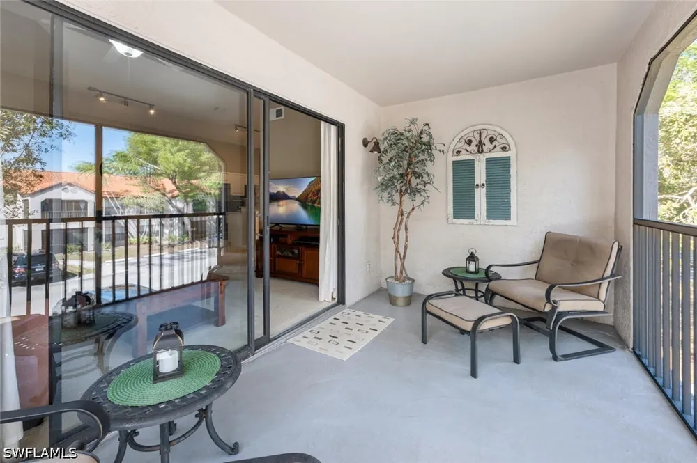 Arbour Walk Circle #2221 Naples, FL 34109