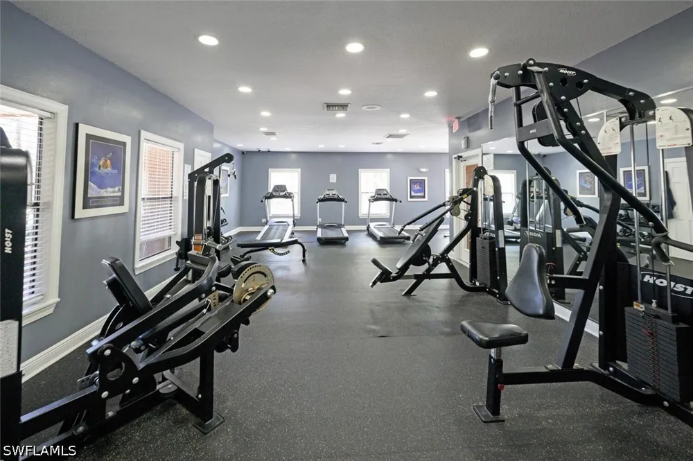 Arbour Walk Circle #2221 Naples, FL 34109
