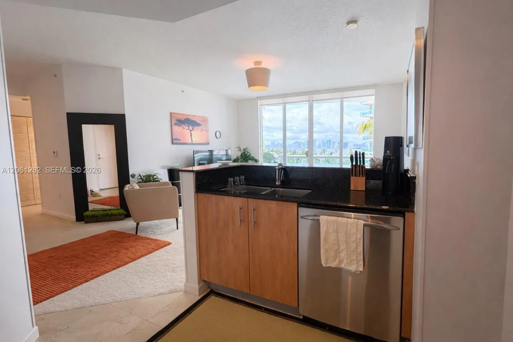 7900 Harbor Island Dr #706 North Bay Village, FL 33141