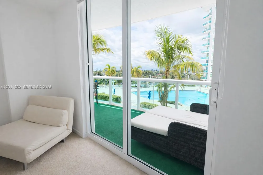 7900 Harbor Island Dr #706 North Bay Village, FL 33141