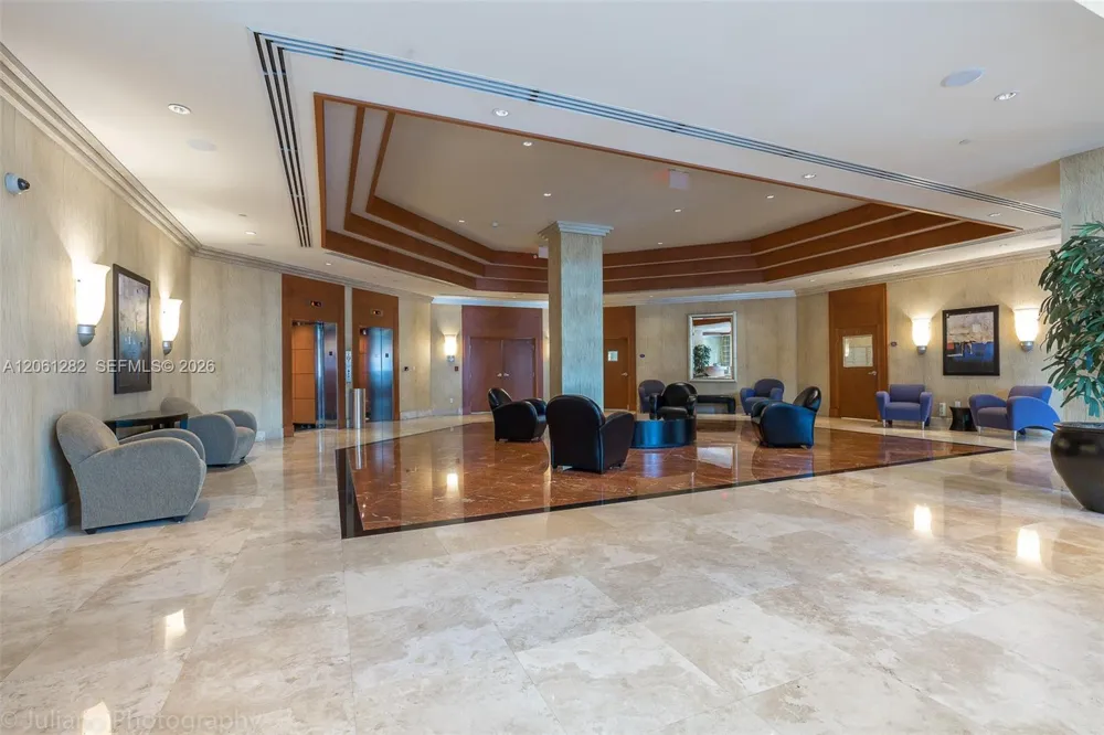 7900 Harbor Island Dr #706 North Bay Village, FL 33141