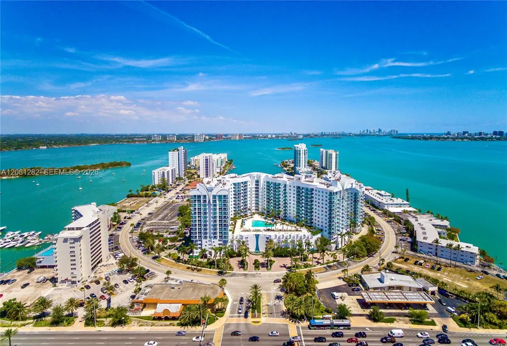 7900 Harbor Island Dr #706 North Bay Village, FL 33141