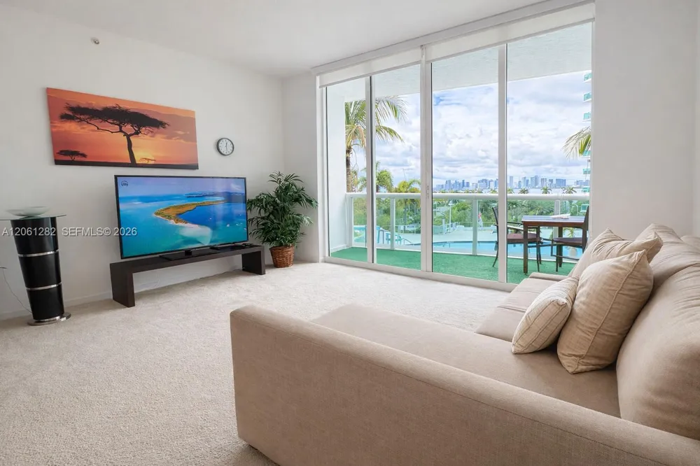 7900 Harbor Island Dr #706 North Bay Village, FL 33141
