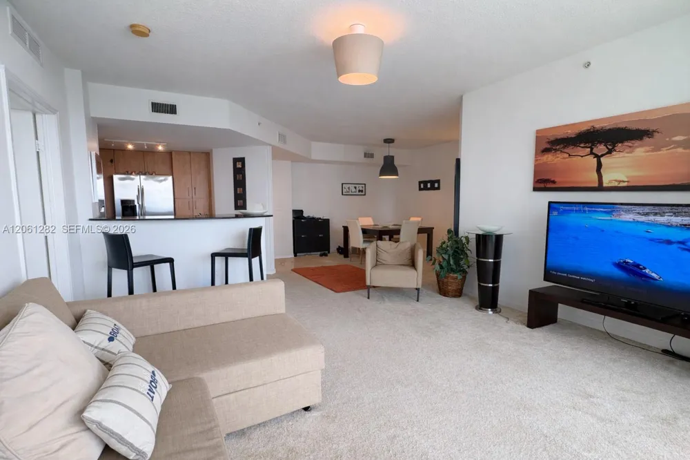 7900 Harbor Island Dr #706 North Bay Village, FL 33141