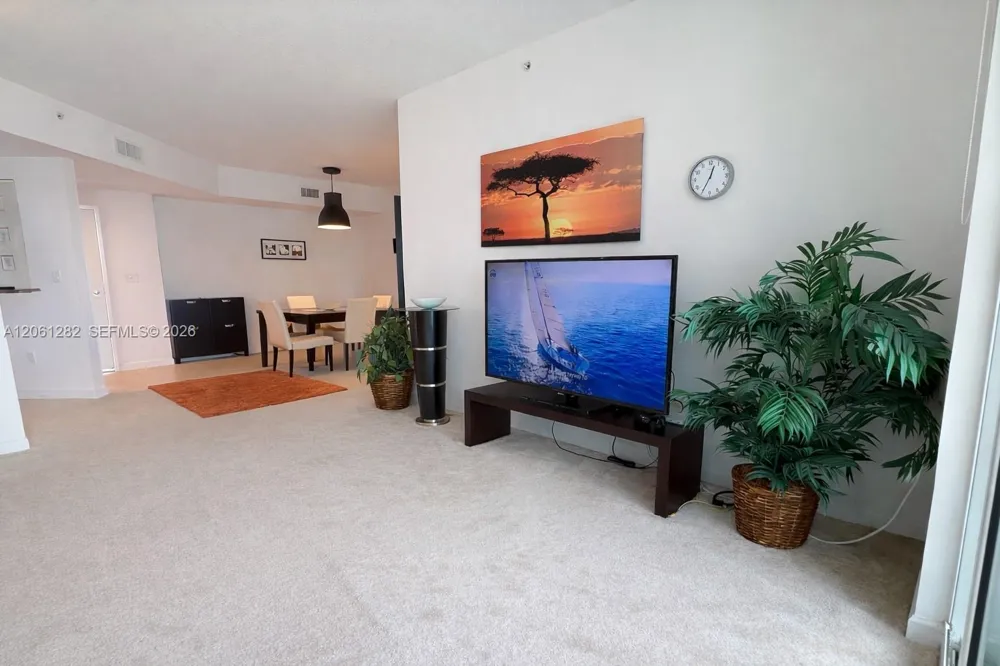7900 Harbor Island Dr #706 North Bay Village, FL 33141
