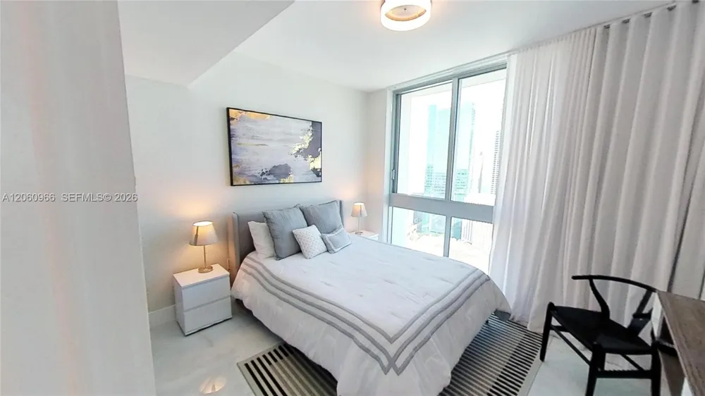 350 S Miami Ave #3902 Miami, FL 33130